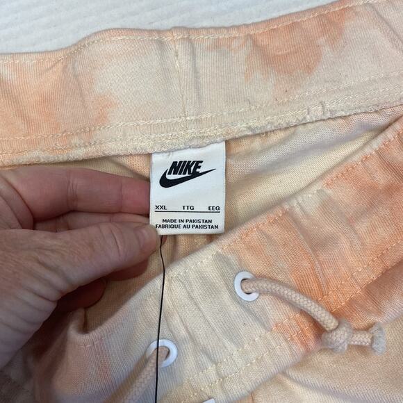 NWT Nike Loose fit mid rise short length size XXL (b18) - Picture 4 of 7